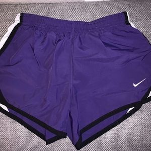 Nike Tempo Shorts - Children's Medium / Women's XS